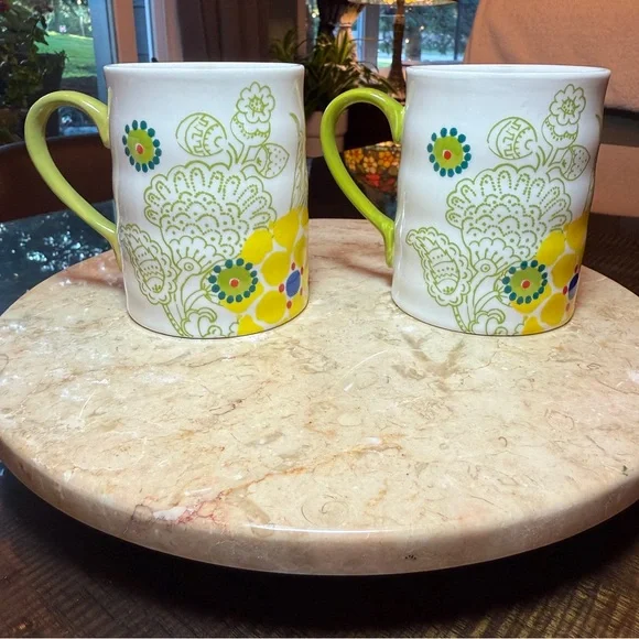 Anthropologie Biscuit Floral Ceramic Mugs Coffee Tea Set Of 4; 2 Yellow 2 Blue - Picture 3 of 9
